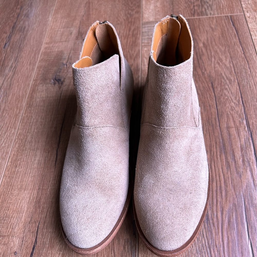 New Kork-Ease Ryder Bootie in beige Suede. Brand new without box/tag.